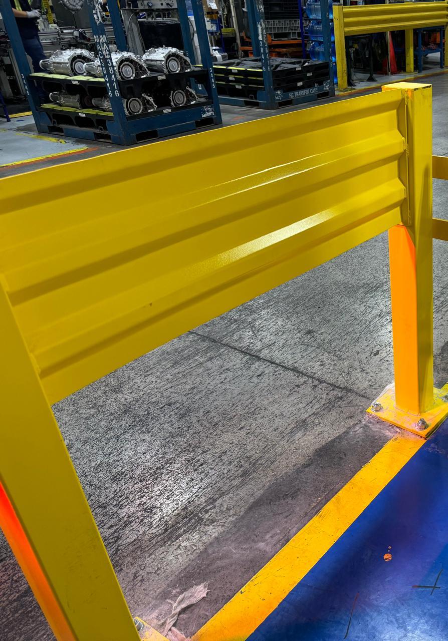 Fabricación e instalación de diferentes tipos de guardas de seguridad peatonal industriales